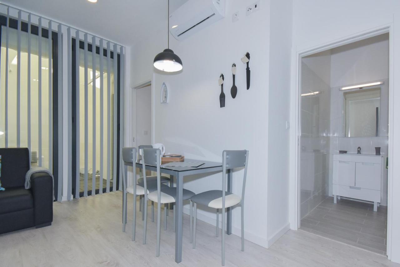 Near The Beach Apartments 마토지뉴스 외부 사진